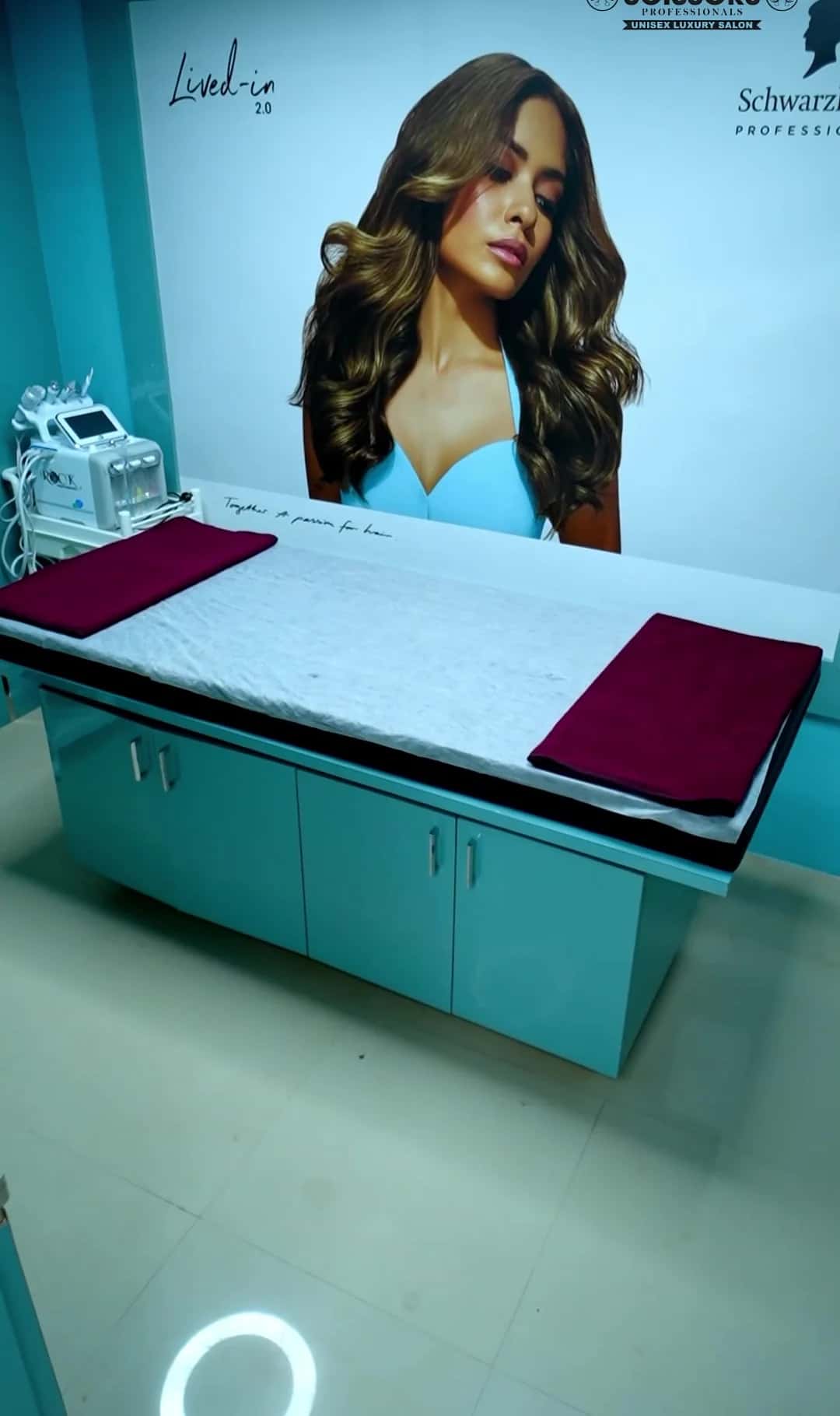 Facials, Clean-Up and Hydra Facial at Scissors Professionals